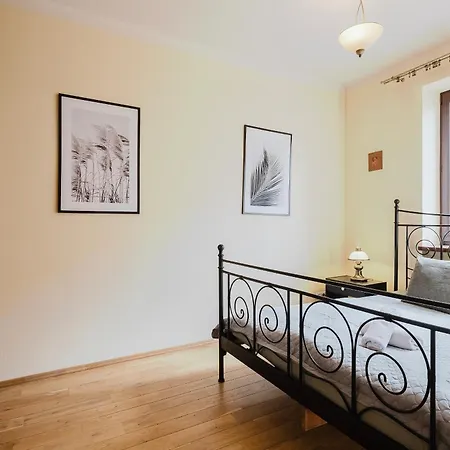 Apartment 37 Centrum - Mieszkanie Dla 9 Osob *